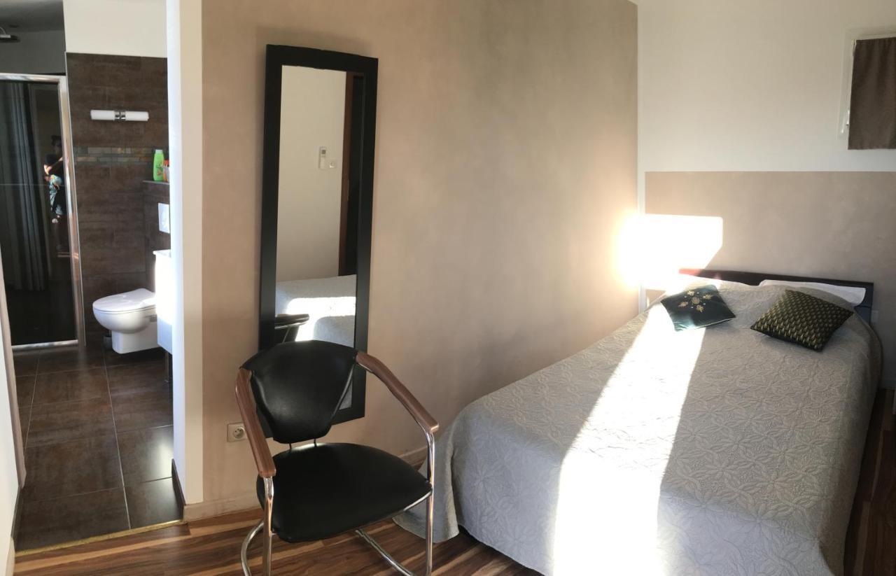 Casa Basgiu, Chambres Avec Balcon Et Table D'Hotes Zilia Kültér fotó