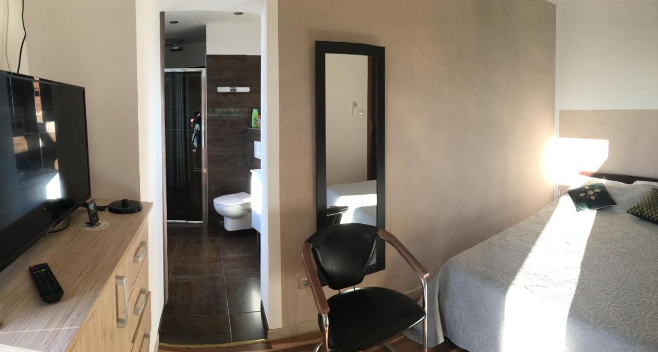 Casa Basgiu, Chambres Avec Balcon Et Table D'Hotes Zilia Kültér fotó
